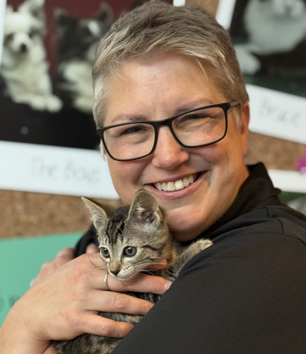 photo of Kim Laret, Fetch Pet Insurance Representative